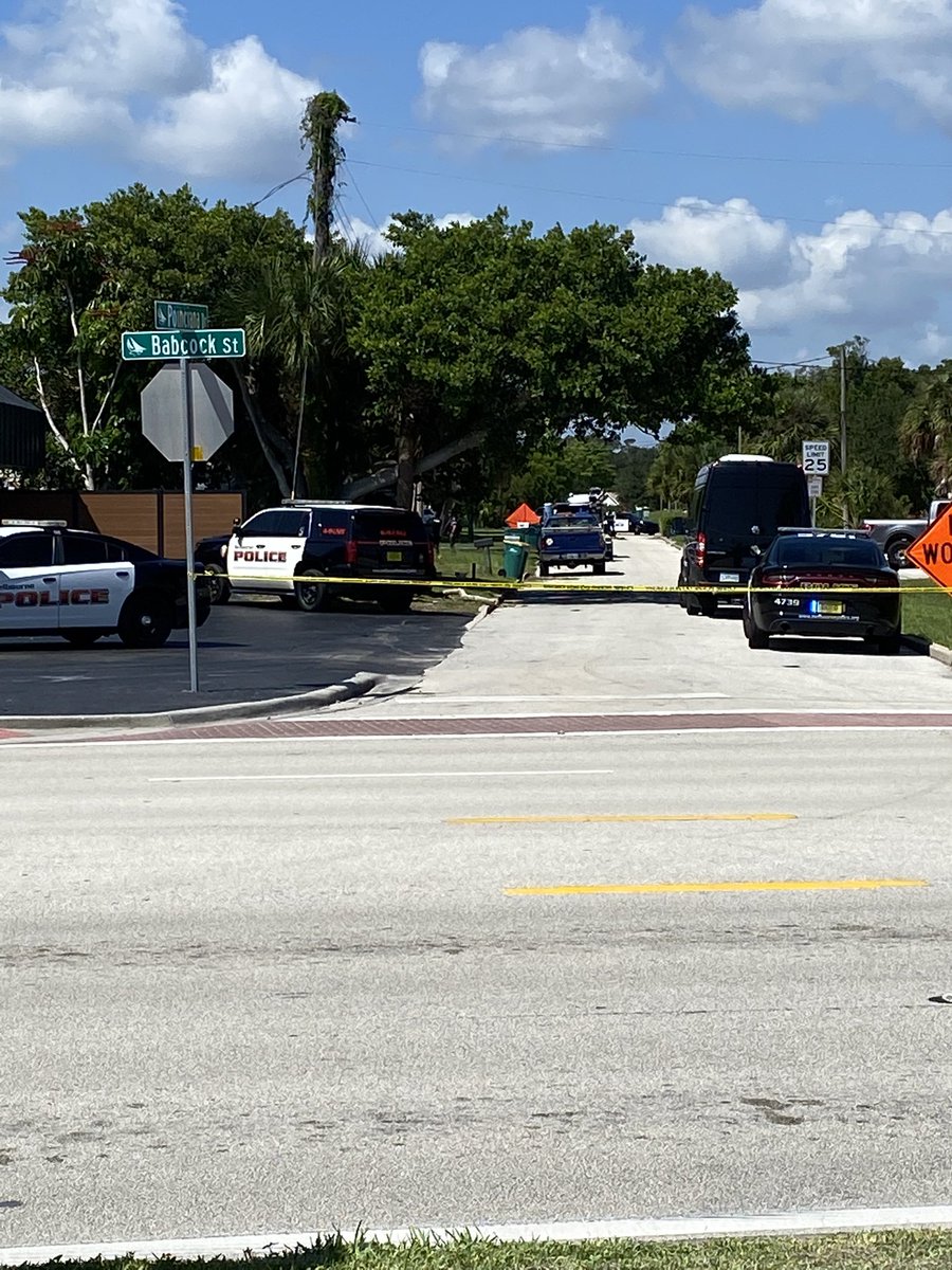 2 people are barricaded inside a home here on Poinciana Dr.  Negotiators are using a horn to communicate.  Come out with your hands up.  911 calls mentioned a weapon.