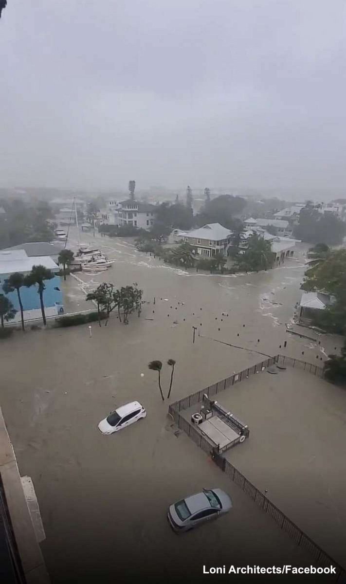 Images capture flooding in Ft. Myers, Florida, as Hurricane Ian bears down on the state as a powerful Category 4 storm