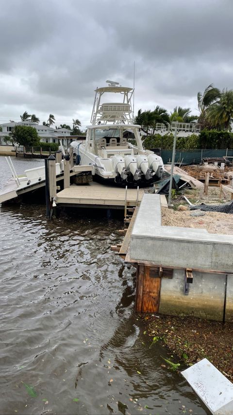 Damage at Naples Pier 