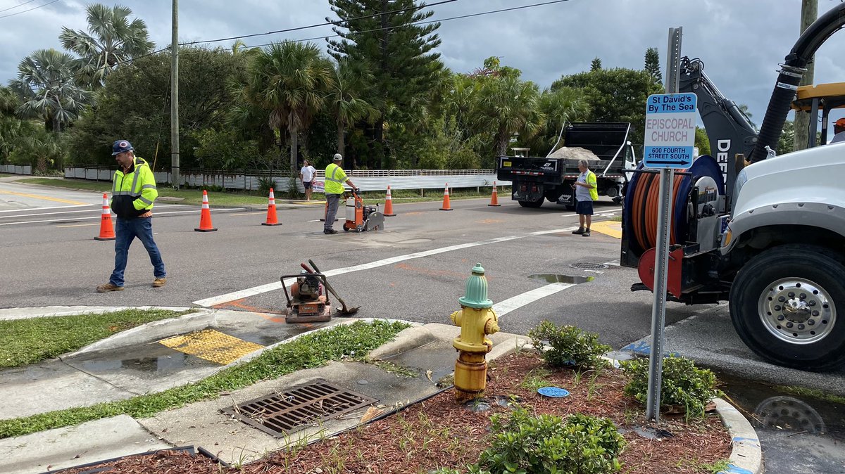 one lane of southbound A1A in @CocoaBeach_City is closed as crews assess a sinkhole. Public Works crews are working to get to the root cause, but expect some delays here.   TBD on lane reopening time.