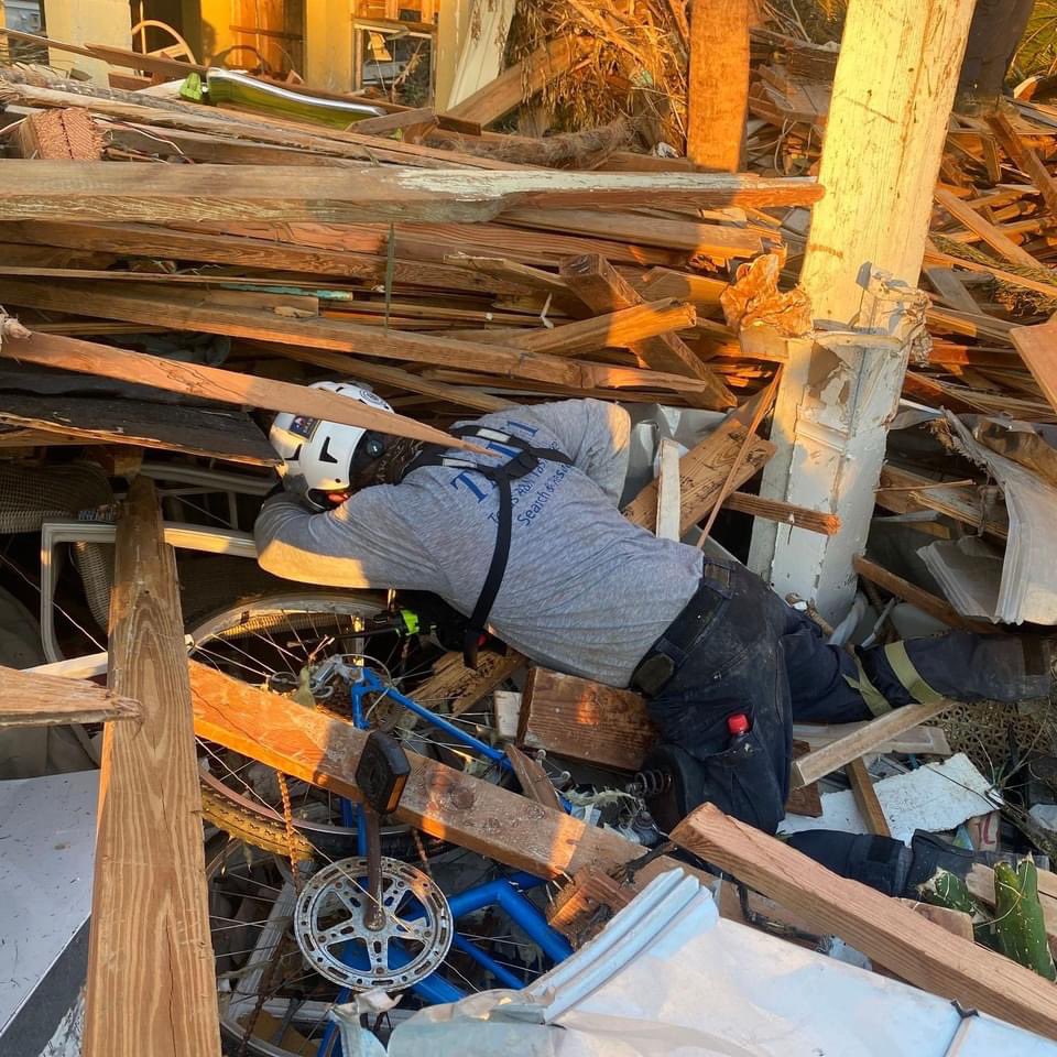 Members of @txtf1 continue work in the Fort Myers area. They have conducted numerous searches alongside Florida Task Force 7. Teams will remain in Florida assisting for several days.