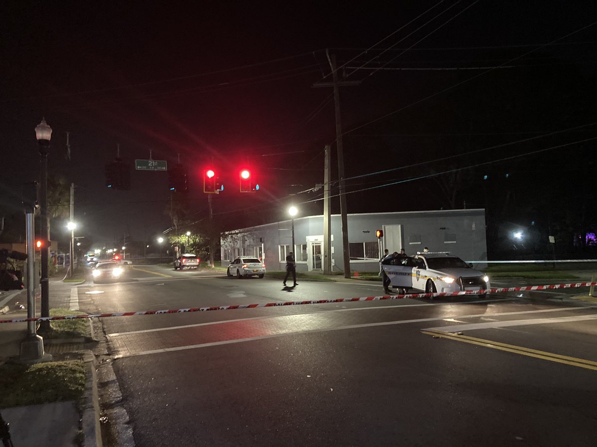 @JSOPIO responded to the area of 22nd / Moncrief around 1230am where they found two young adults a  M/F both shot in their lower extremities- both taken to the hospital in NLT condition