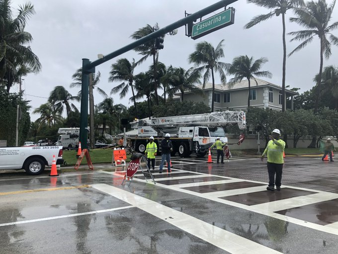 crews in action restoring power. Power is out at Casuarina &  Ocean Blvd. in Delray Beach. Told it will be restored before storm hits. The site manager says this is when pre-deployed crews/trucks ahead of storm make a difference.