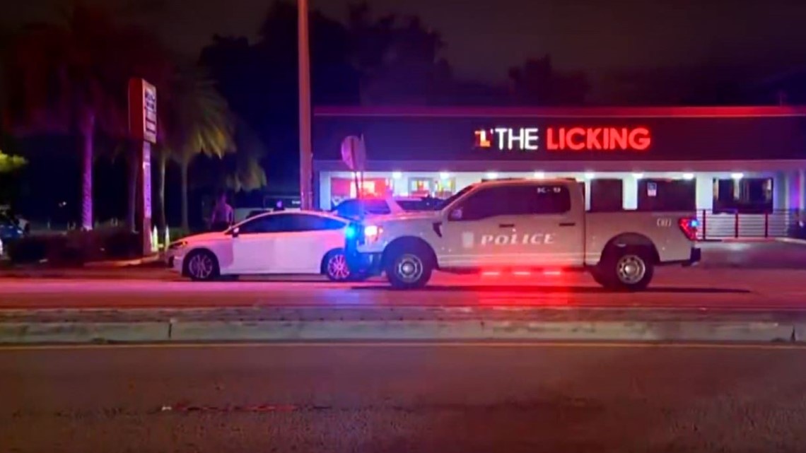Miami Gardens police: Multiple people shot outside restaurant, taken to hospital