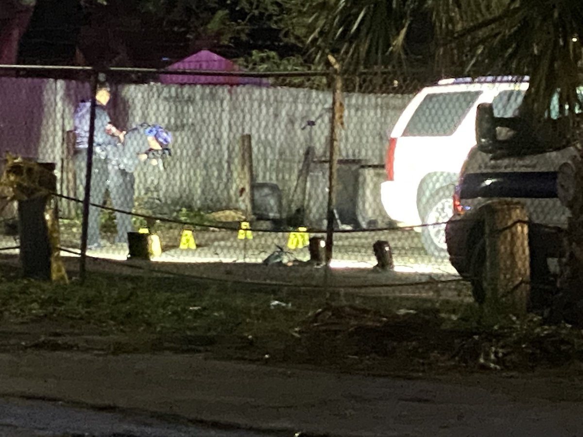 There's a large police presence surrounding George's Tavern in Sanford after a reported shooting overnight.  @SanfordPolice responded around 2:30 a.m.  Investigators are not yet confirming any injuries