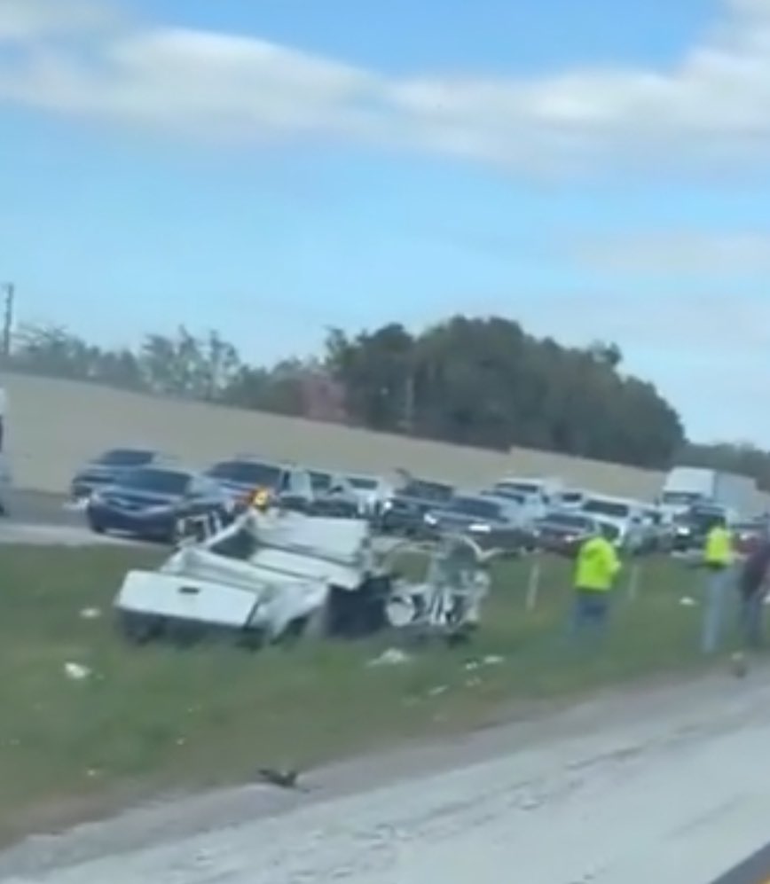 Dashcam video shows the moment Bombardier Challenger604 crashed on I~75 in Naples, Florida, 3 miles from NaplesAirport.Both pilots, Edward Daniel Murphy 50, and Frederick Hofmann 65, perished in the crash