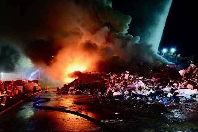 Building Fire 51 E Landstreet Rd: First unit o/s at 8:07pm Friday night, 200x200 trash metal fire, all outside, no extensions. No injuries or transports