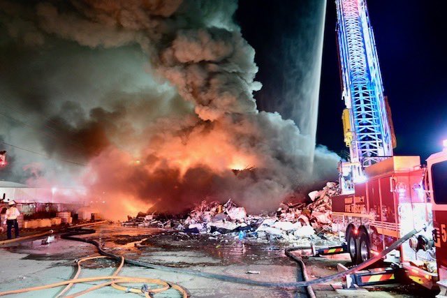 Building Fire 51 E Landstreet Rd: First unit o/s at 8:07pm Friday night, 200x200 trash metal fire, all outside, no extensions. No injuries or transports