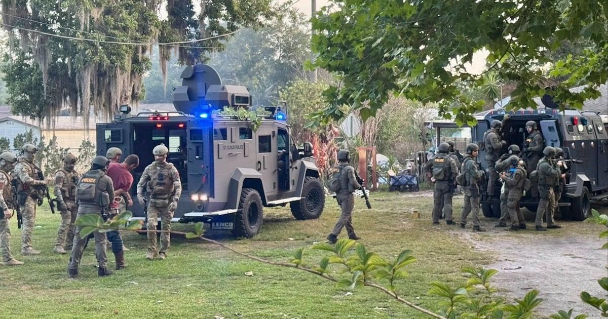 11 arrested after police raid ‘nuisance property’ in St. Cloud