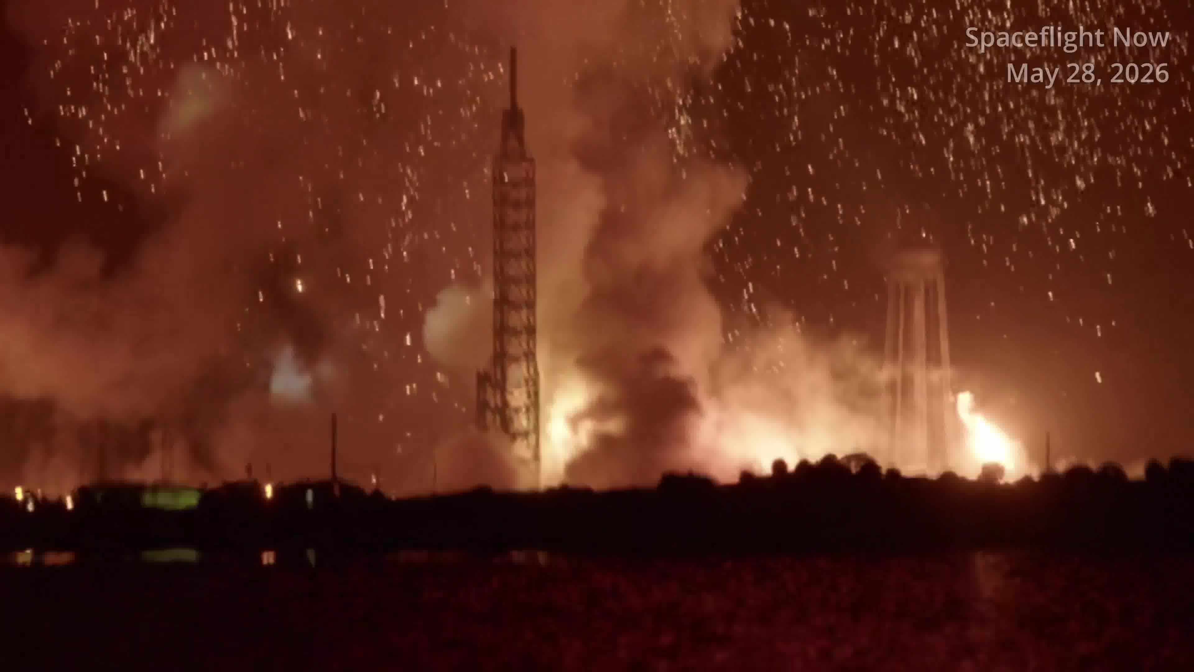 Video of the explosion at Launch Complex 36. It happened about 9 pm ET (0100 UTC) as Blue Origin was beginning a static fire test of its New Glenn rocket
