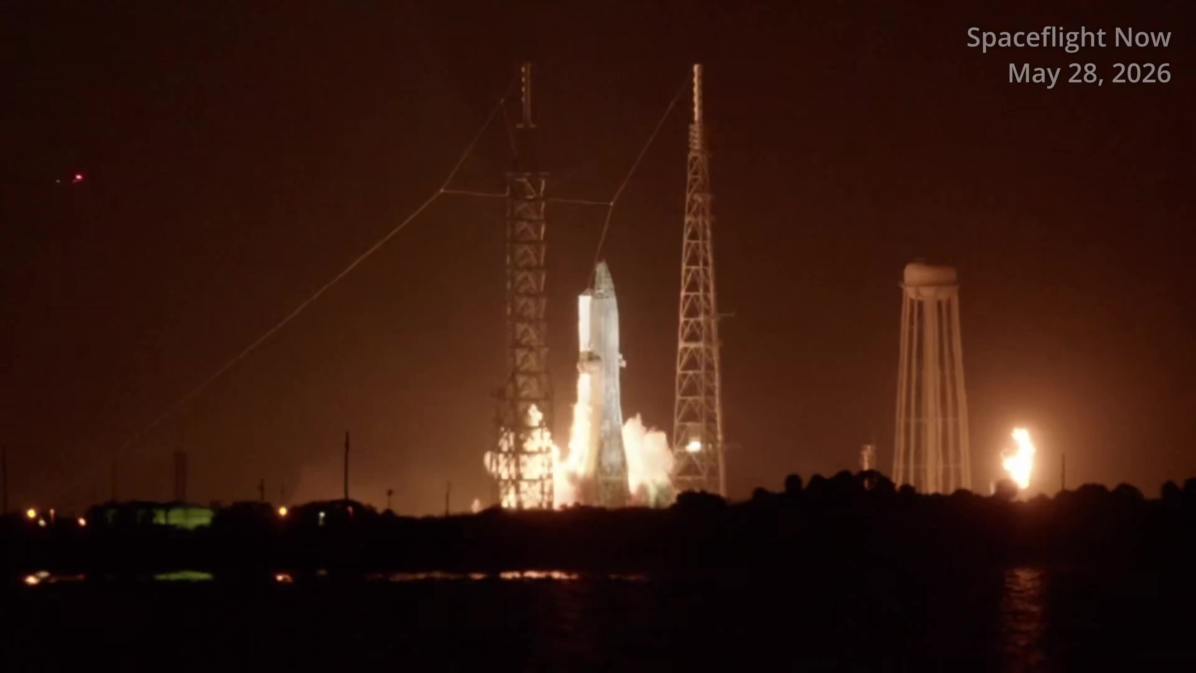 Video of the explosion at Launch Complex 36. It happened about 9 pm ET (0100 UTC) as Blue Origin was beginning a static fire test of its New Glenn rocket