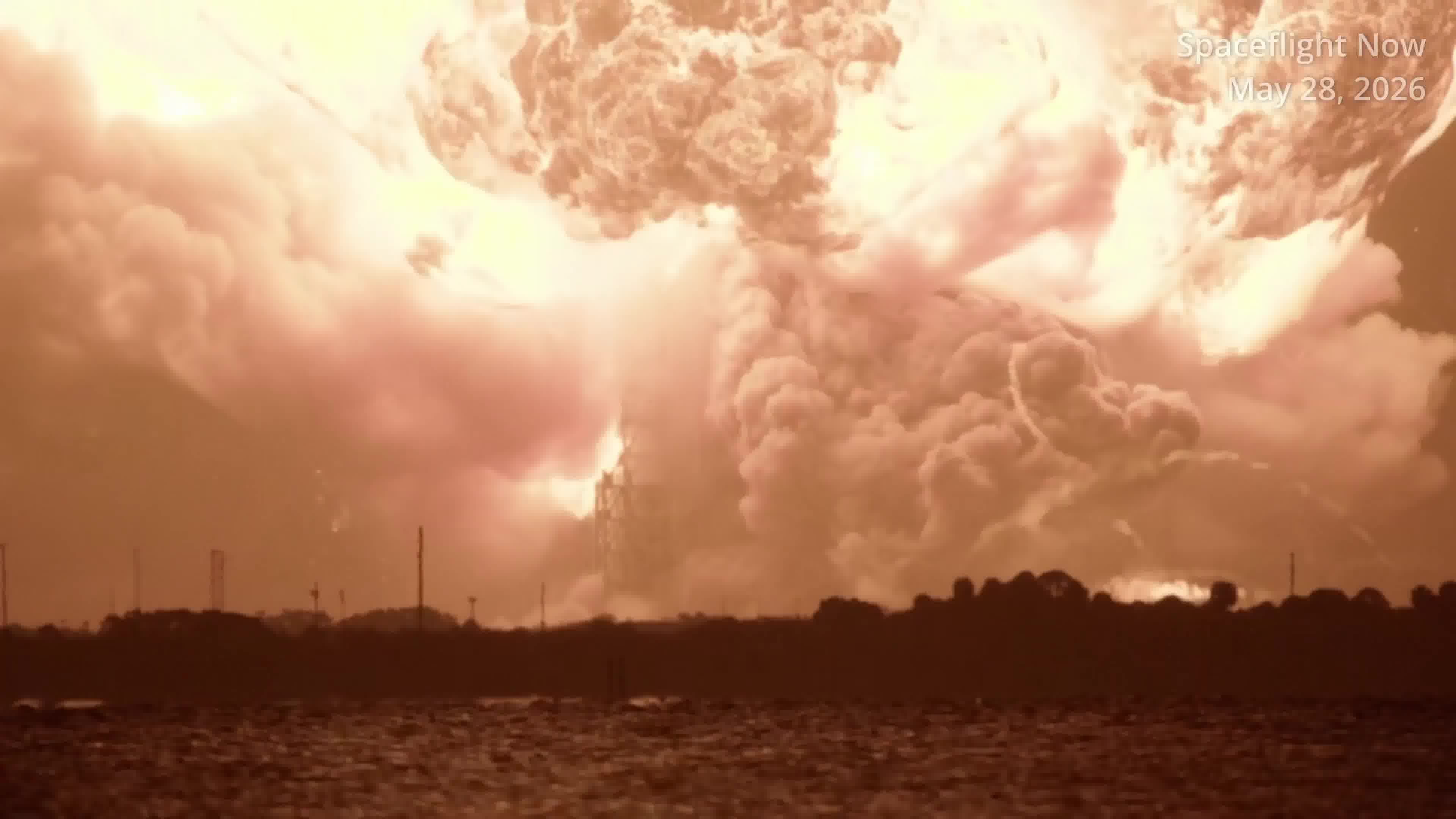 Video of the explosion at Launch Complex 36. It happened about 9 pm ET (0100 UTC) as Blue Origin was beginning a static fire test of its New Glenn rocket