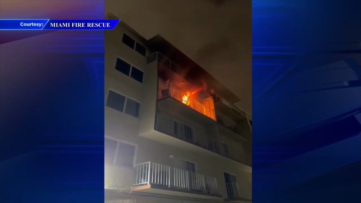 Miami apartment fire causes evacuation, displacing 15 people
